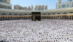 خطيب المسجد الحرام: إيذاء الناس من أقبح الأخلاق وعلى المسلم تجنّبه