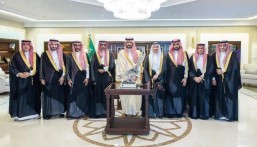 نائب أمير المنطقة الشرقية يستقبل مجلس إدارة نادي الخليج ويطلع على إنجازات النادي