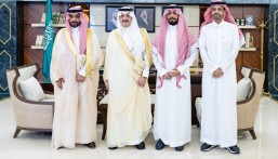 أمير الشرقية يستقبل مدير عام فرع رئاسة هيئة الأمر بالمعروف بالمنطقة