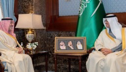 محافظ الأحساء يستقبل الرئيس التنفيذي لـ”سار” ويطّلع على خطط تطوير النقل الحديدي 