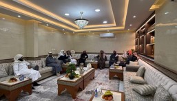 بالصور.. جمعية آرام لرعاية الأيتام بالعيون تعقد لقاءً تعريفيا لاستعراض برامجها لعام 2026م