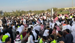 بالصور.. الآلاف يشيّعون السيد علي السلمان.. وهذه مواعيد العزاء في الأحساء والدمام