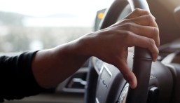 عبر أبشر.. كل ما تحتاج معرفته عن بطاقات وتقارير المركبات