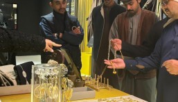 مصنع الماهود يشارك في مهرجان البشت الحساوي دعمًا للحرفة الوطنية