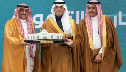 سمو محافظ الأحساء يدشّن المركز الحضاري ومشاريع تنموية بعريعرة بأكثر من 40 مليون ريال