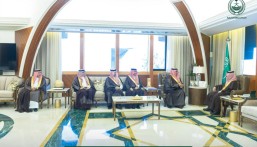 أمير الشرقية يستقبل مدير فرع الموارد البشرية بمناسبة تحقيق المركز الأول في جائزة التميز المؤسسي 