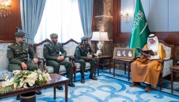 محافظ الأحساء يطّلع على التقرير السنوي لجوازات المحافظة ويؤكد تعزيز الأداء المؤسسي