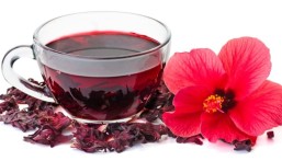 لماذا ينصح الأطباء بالكركديه في رمضان؟