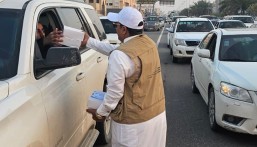 هيئة التراث بالأحساء تشارك في مبادرة تطوعية لتوزيع إفطار الصائمين بطريق الظهران – الدمام