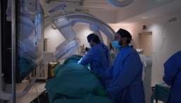 الدمام تسجل سبقًا طبيًا.. تقنية تنهي ألم سرطان الحوض بدون جراحة تقليدية