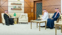 أمير الشرقية يطّلع على التقرير السنوي لجمعية الثقافة والفنون بالدمام لعام 2025