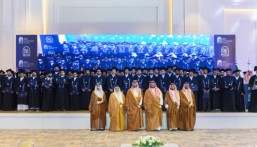 من فرعي الأحساء والدمام.. نائب أمير الشرقية يرعى حفل تخريج 5,100 طالب في الجامعة العربية المفتوحة