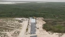 بالصور.. إنجاز 80% من مشروع القناة الصندوقية بالأحساء لتصريف السيول نحو بحيرة العيون