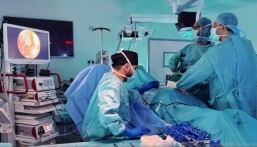 لأول مرة بالشرقية.. نجاح استئصال غضروف قطني بجراحة دقيقة عبر المنظار
