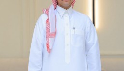 “لملوم الدوسري” يحتفل بتخرج ابنه من كلية الملك فهد الأمنية