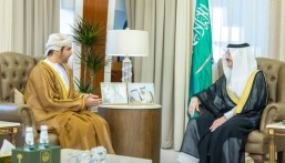 أمير الشرقية يستقبل سفير سلطنة عُمان لدى المملكة