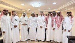 رئيس بلدية العيون يزور نادي العيون ويؤكد دعم القطاع الرياضي