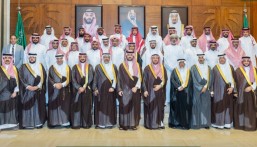نائب أمير الشرقية يستقبل منسوبي جمعية “تعافي” ويثمن جهودهم