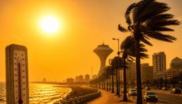 ارتفاع الحرارة على الأحساء.. والأرصاد تحذر من موجة حارة على 15 مدينة ومحافظة بالشرقية