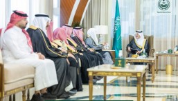 أمير الشرقية يستقبل مدير دار الآل والصحب الوقفية بالأحساء