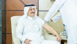 أمير الشرقية يدشن حملة التطعيم ضد الإنفلونزا الموسمية