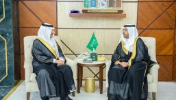 أمير الشرقية يستقبل المدير التنفيذي لمركز زراعة الأعضاء المتميز بمستشفى الملك فهد بالدمام