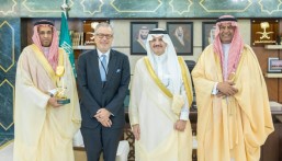 أمير الشرقية يهنئ منشأتين صحيتين لفوزهما بجائزة «أداء الصحة»