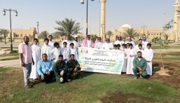 مدرسة ابن المقرب بالعيون تفعل اليوم العربي للبيئة