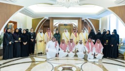 أمير الشرقية يكرّم الفرق الفائزة في هاكاثون «فَرق»