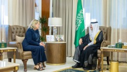 سمو أمير الشرقية يستقبل القنصل العام للولايات المتحدة الأمريكية بالظهران