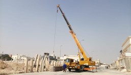 أمانة الأحساء تستبدل سور مقبرة الحصيمة في مدينة العيون