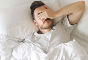 دراسة تحذر: تقليل النوم ساعة يوميًا يرفع الوزن خلال أسابيع