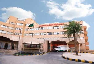 في إنجاز طبي فريد.. الأحساء الصحي ينقذ حياة طفل خديج بعد سبعة أشهر في العناية المركزة