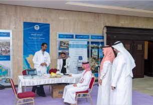 تحذير طبي: الكافيين يرهق الصائمين ويضاعف الشعور بالعطش خلال ساعات العمل