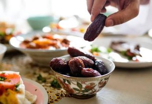 الصيام يعزّز المناعة النفسية.. دراسات تكشف تراجع الاكتئاب والقلق في رمضان