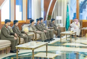 أمير الشرقية يستقبل مدير شرطة المنطقة ويطّلع على استعدادات الاحتفال بيوم التأسيس