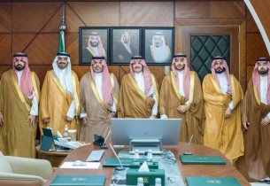 أمير الشرقية يستقبل المدير العام لفرع وزارة الصحة بالمنطقة