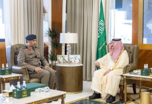 أمير الشرقية يستقبل مدير الدفاع المدني ويطّلع على جهود تعزيز السلامة بالمنطقة