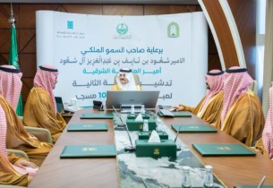 أمير الشرقية يدشن المرحلة الثانية من مبادرة صيانة 100 مسجد بمحافظة الخبر