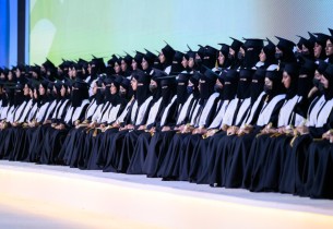 كلية الموسى للعلوم الصحية تحتفل بتخريج دفعة جديدة من ممرضات المستقبل