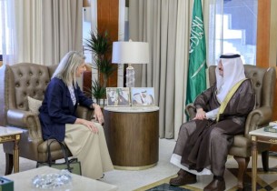 أمير الشرقية يستقبل سفيرة الجمهورية الهيلينية لدى المملكة