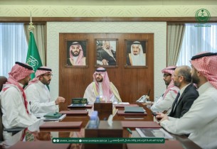 نائب أمير الشرقية يطّلع على مشاريع مجموعة روشن بالمنطقة