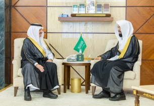 بمناسبة انتهاء فترة تكليفه.. أمير الشرقية يستقبل رئيس المحكمة العامة بالقطيف