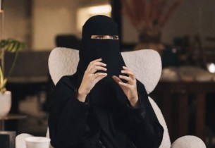 الحزم الواعي بديل العقاب.. الأخصائية جوهرة المطر تكشف أسرار التربية لـ “الواحة نيوز”