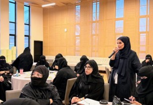 خلف جدران «قصة أمل».. كيف تتحول القاعات التدريبية إلى مصانع للاستدامة وبناء وعي المرأة؟