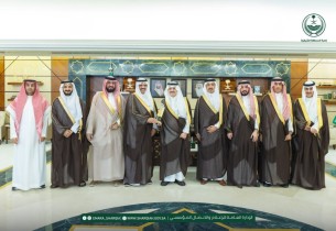 أمير الشرقية يستقبل رئيس وأعضاء مجلس إدارة غرفة حفر الباطن