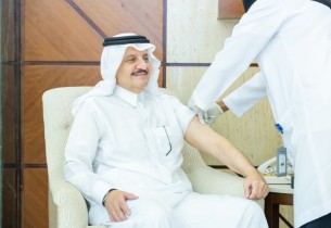 أمير الشرقية يدشن حملة التطعيم ضد الإنفلونزا الموسمية