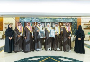 أمير الشرقية يستقبل رئيس وأعضاء مجلس إدارة أكاديمية التعلّم