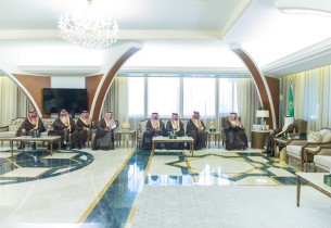 أمير الشرقية يستقبل نائب وزير الرياضة ويطّلع على أبرز المشاريع والبرامج