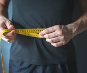 الجسم لا يريدك أن تخسر وزنك… والسبب أقدم من الحميات الحديثة